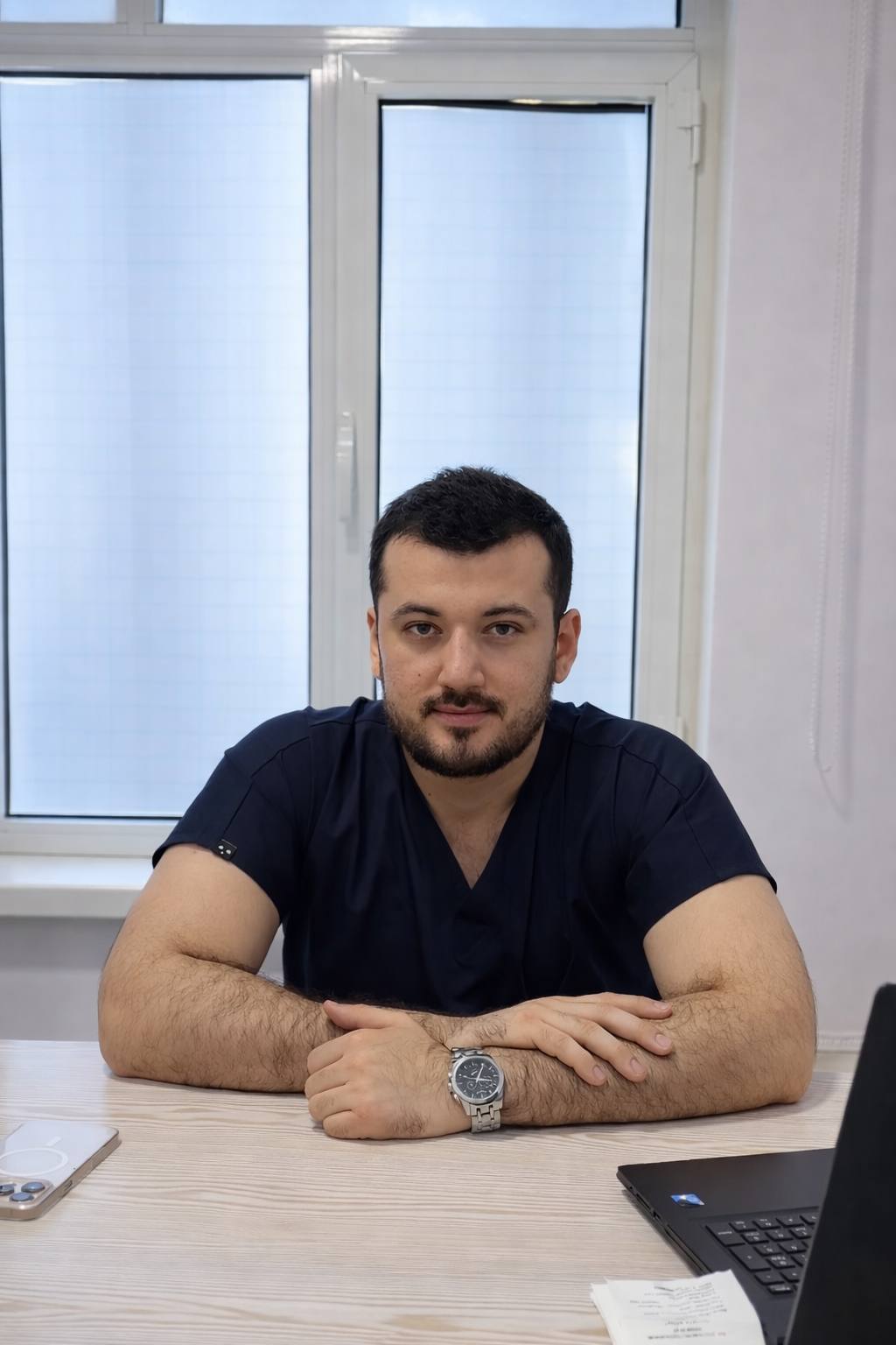 KESH MEDICAL PLAZA klinikasida LOR-xirurg  Aliev Aziz Mukhamadovich tashrif buyurmoqdalar.